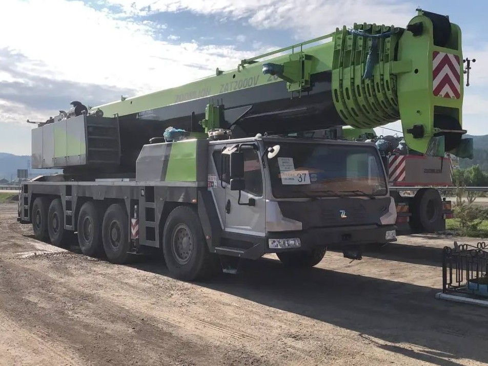 Автокран ZOOMLION ZAT2000